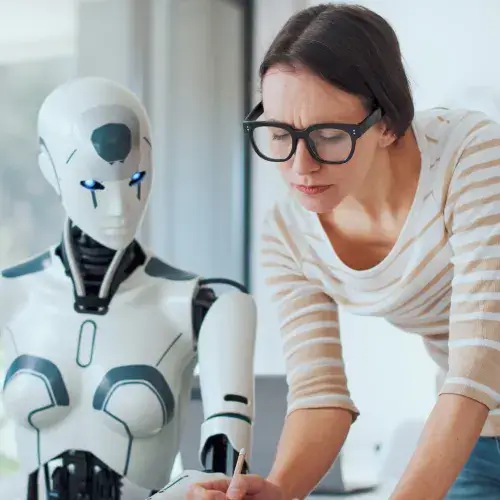 AI vs Human Travel Agents: Can AI Chatbots Deliver a Truly Personalized Travel Experience?