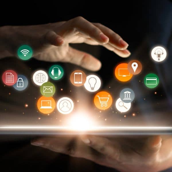 Data-Driven Decision Making in E-commerce: Leveraging Analytics for Growth