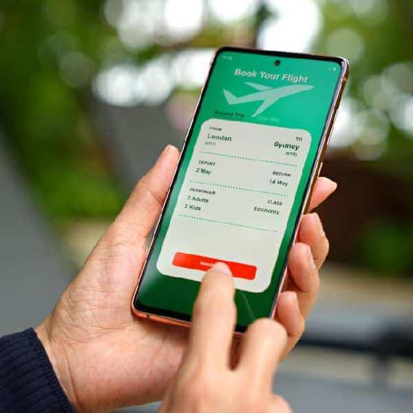 Blockchain in Travel: Secure Transactions and Identity Verification