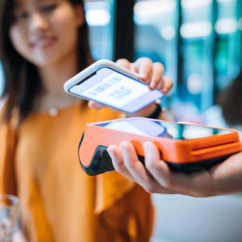 Embracing Touch-Free Technology: How Europe Leads in Contactless Travel in Transportation and Tourism
